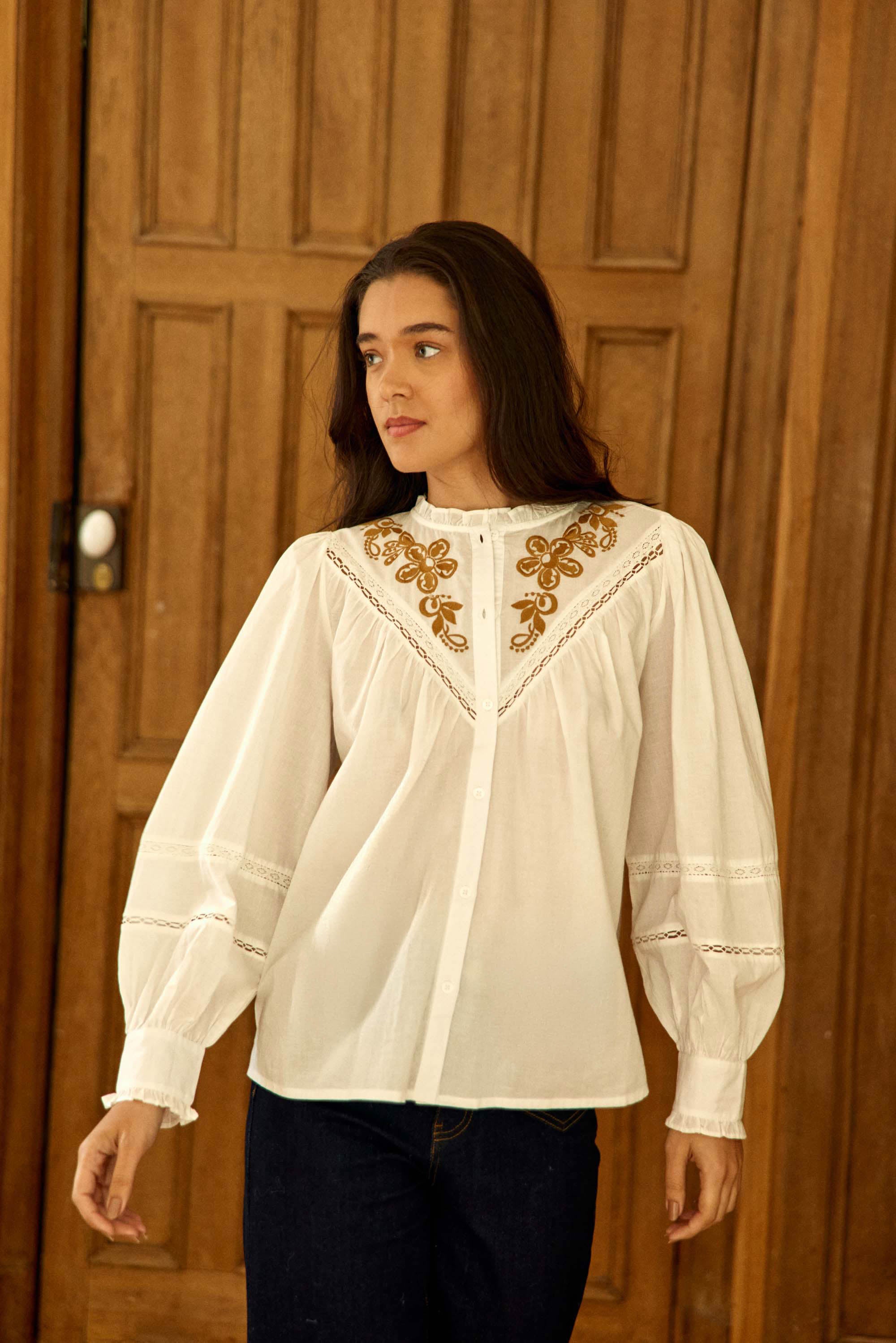 Blouse ample brodée écrue - Bobie