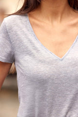 T-shirt col V gris - Elvie