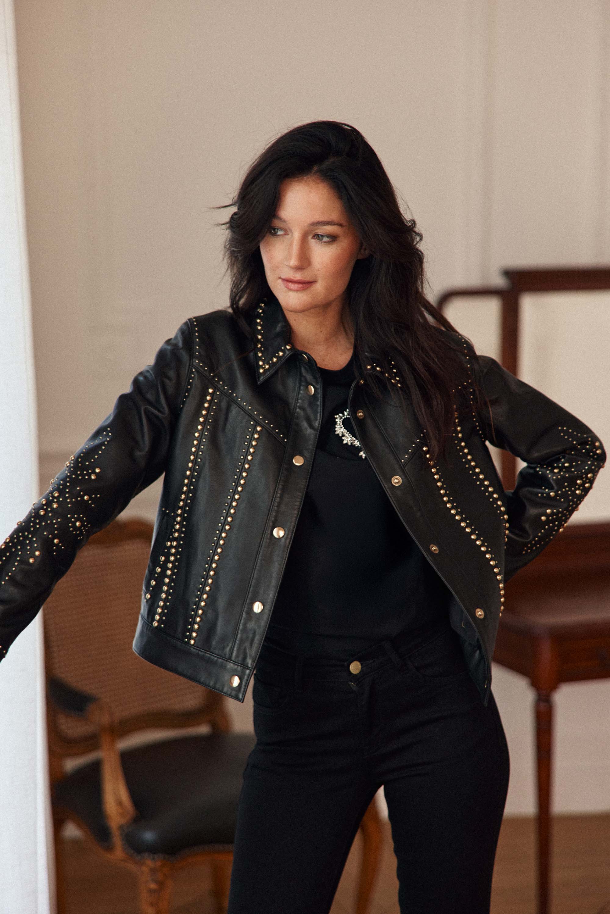 Veste en cuir noir cloutée - Firna