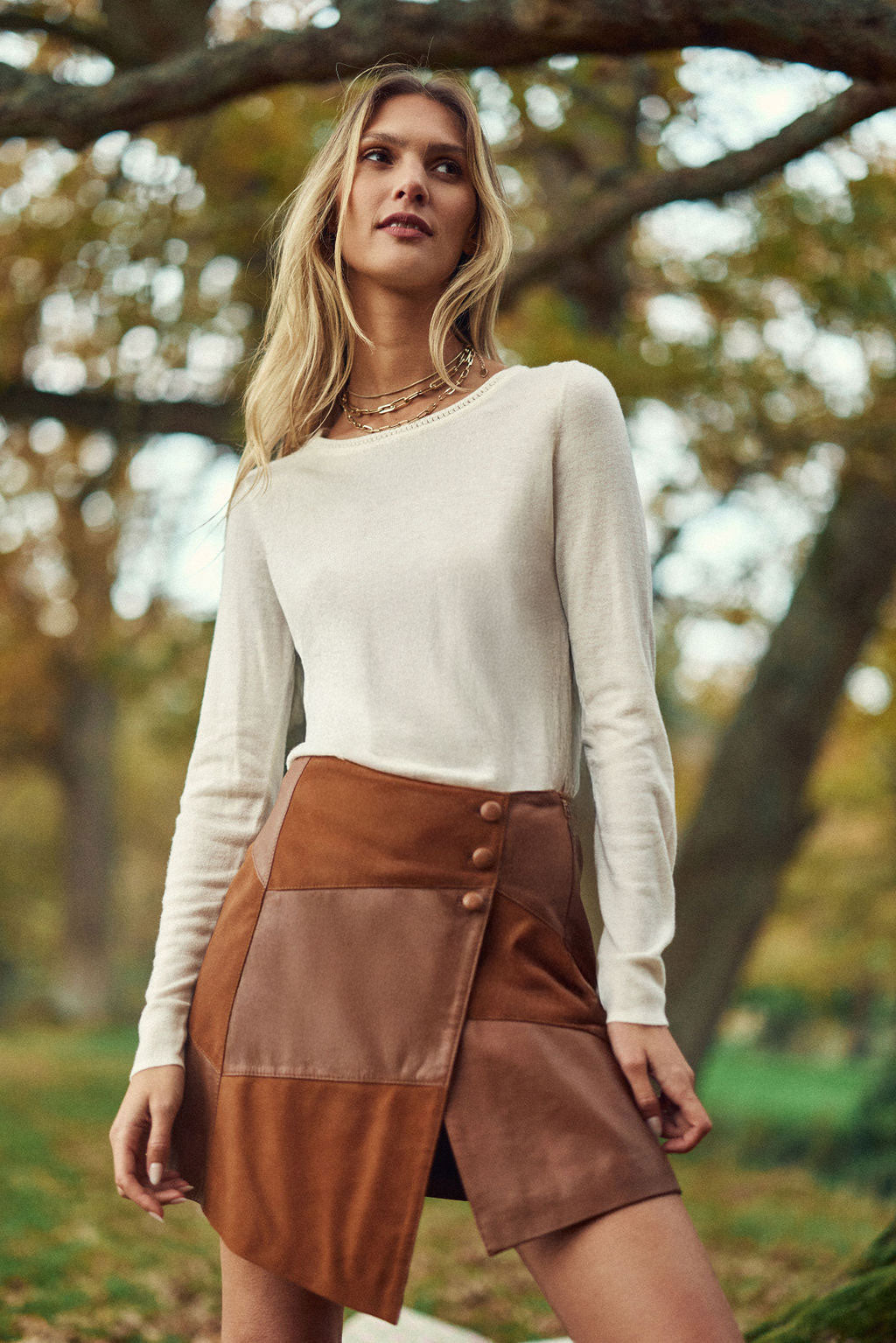 Jupe courte en cuir camel - Flavy