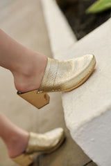 Sabots cuir doré - Gabriel