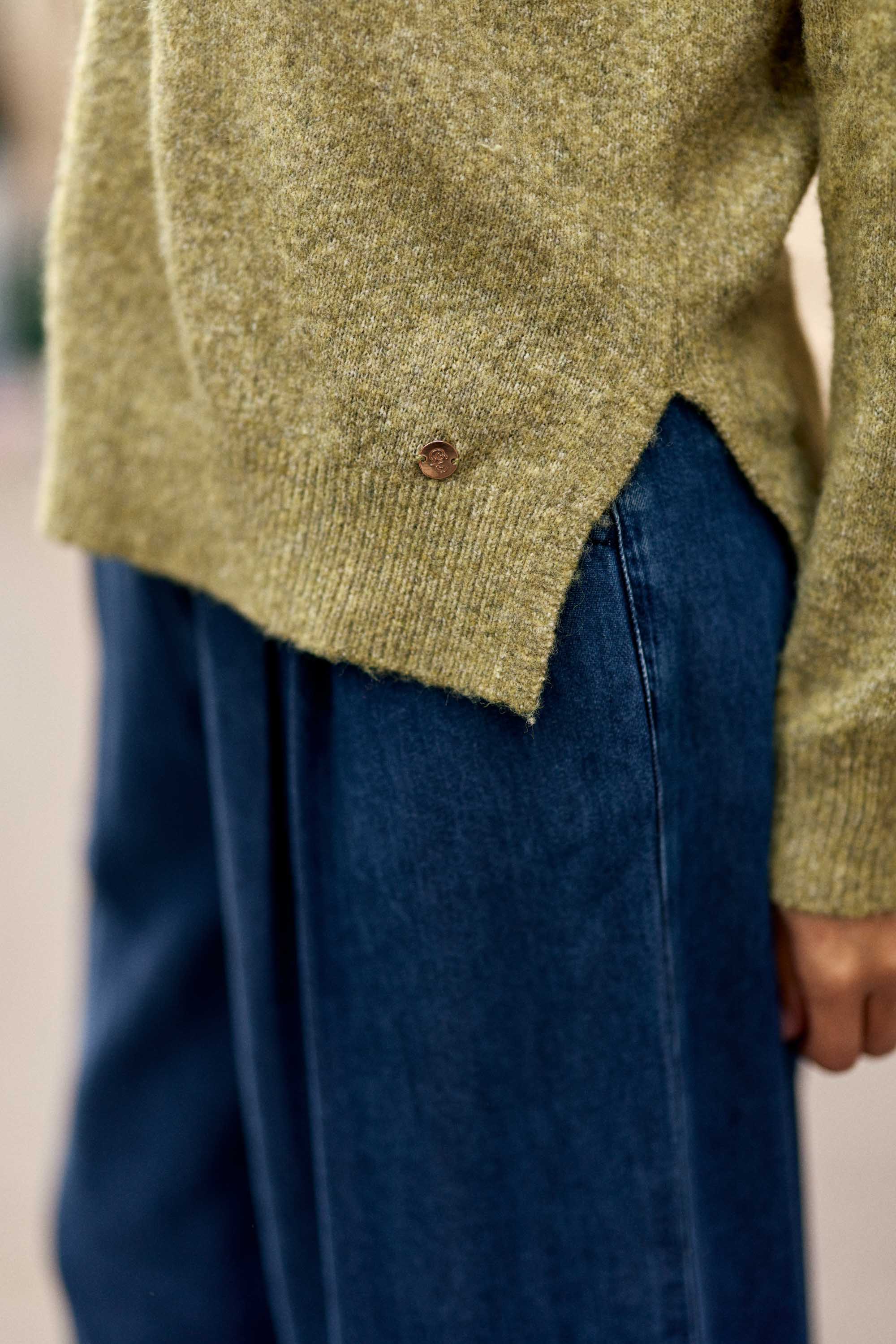 Pull col V kaki - Mantia