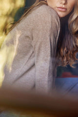 Pull col V camel - Melya