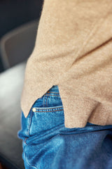 Pull col V camel - Melya