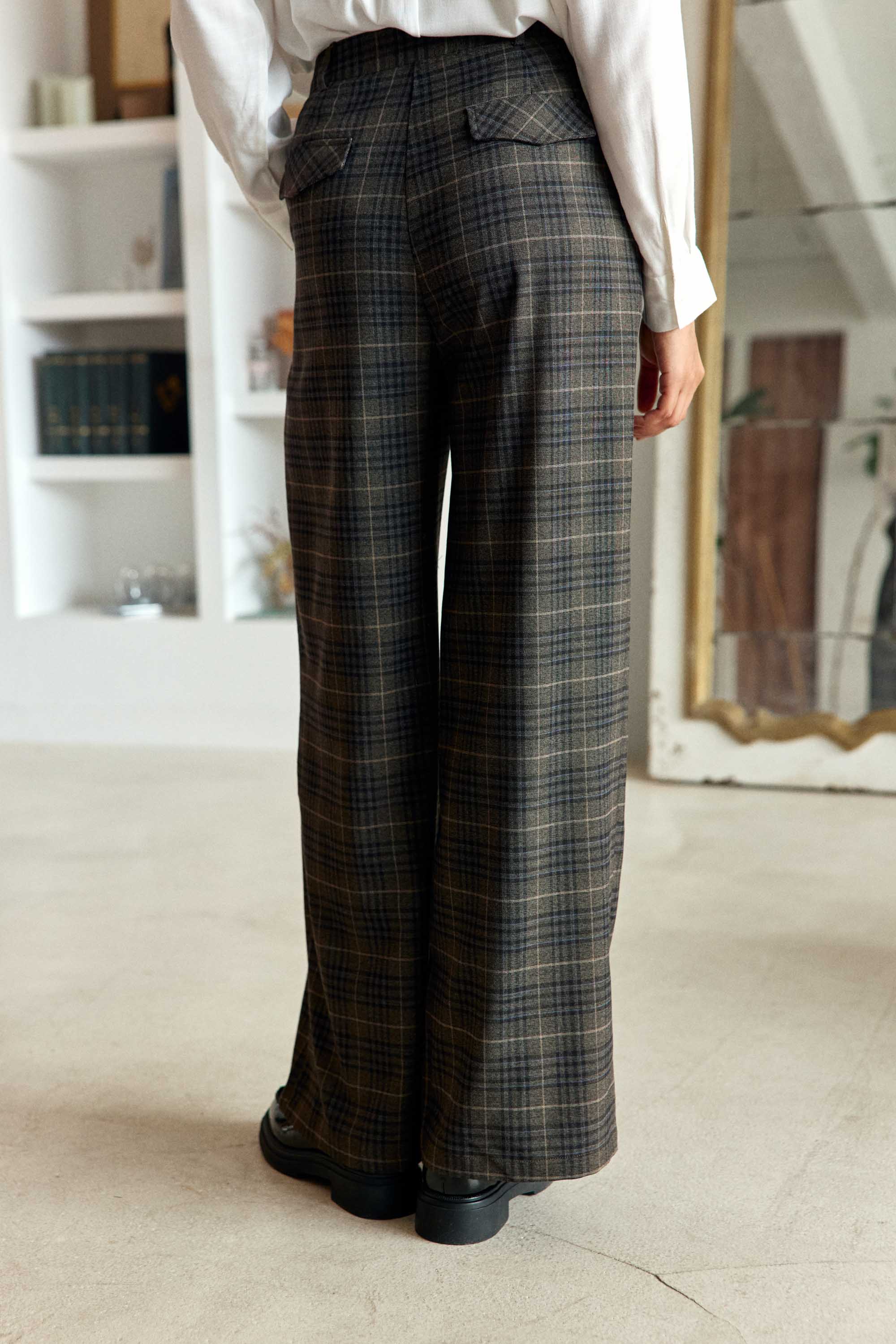 Pantalon droit à plis carreaux - Panya