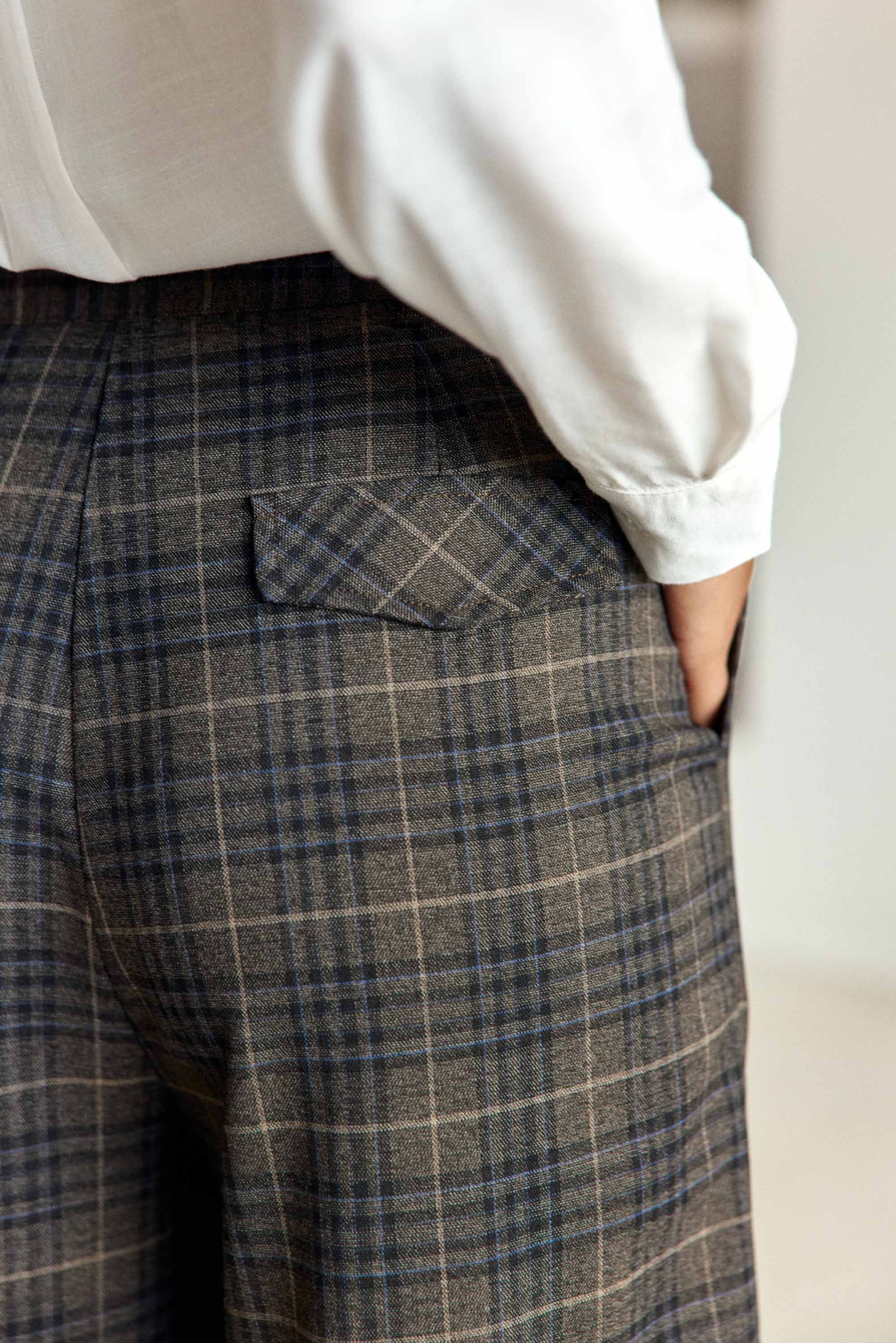 Pantalon droit à plis carreaux - Panya