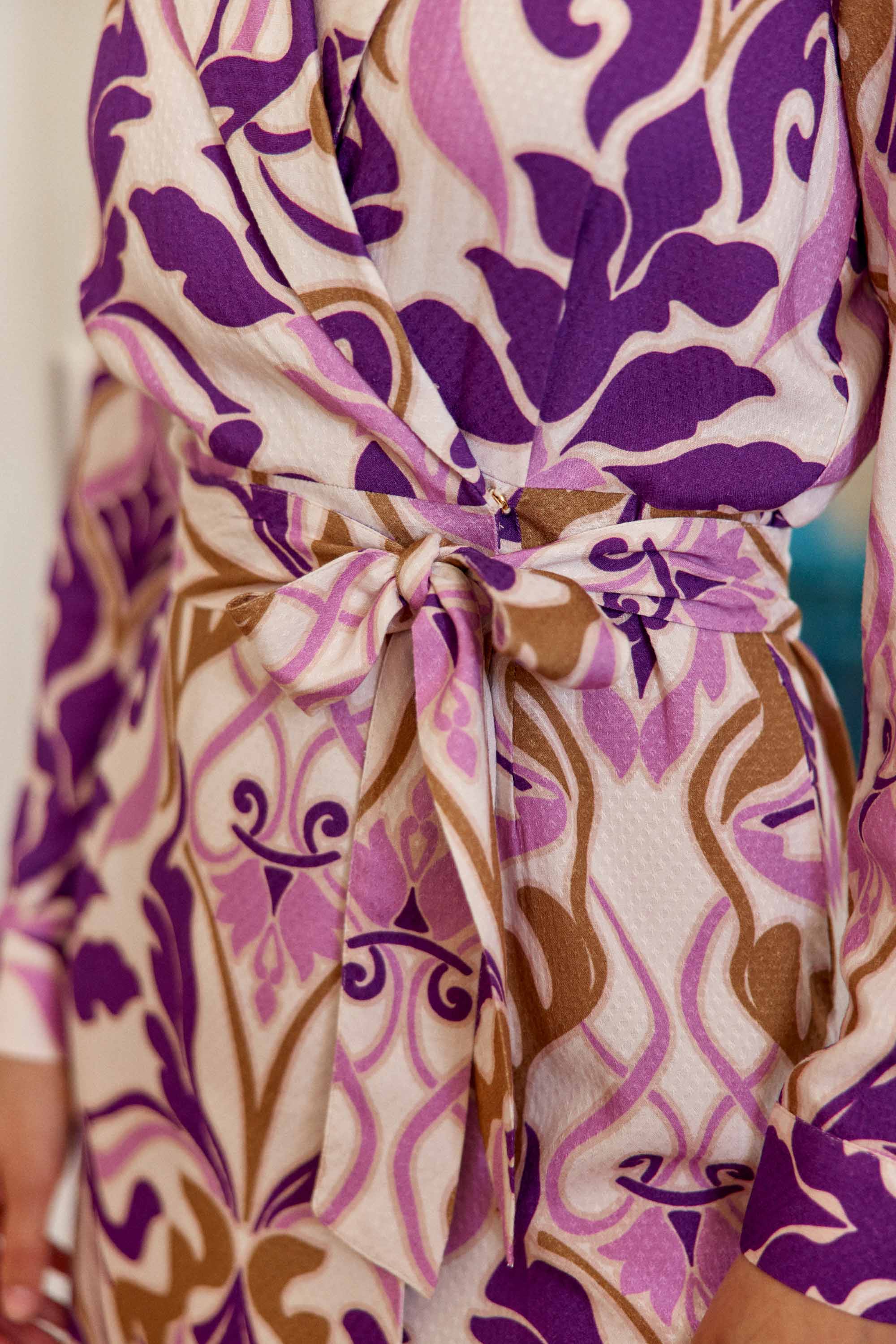 Robe courte violette à motifs - Romia