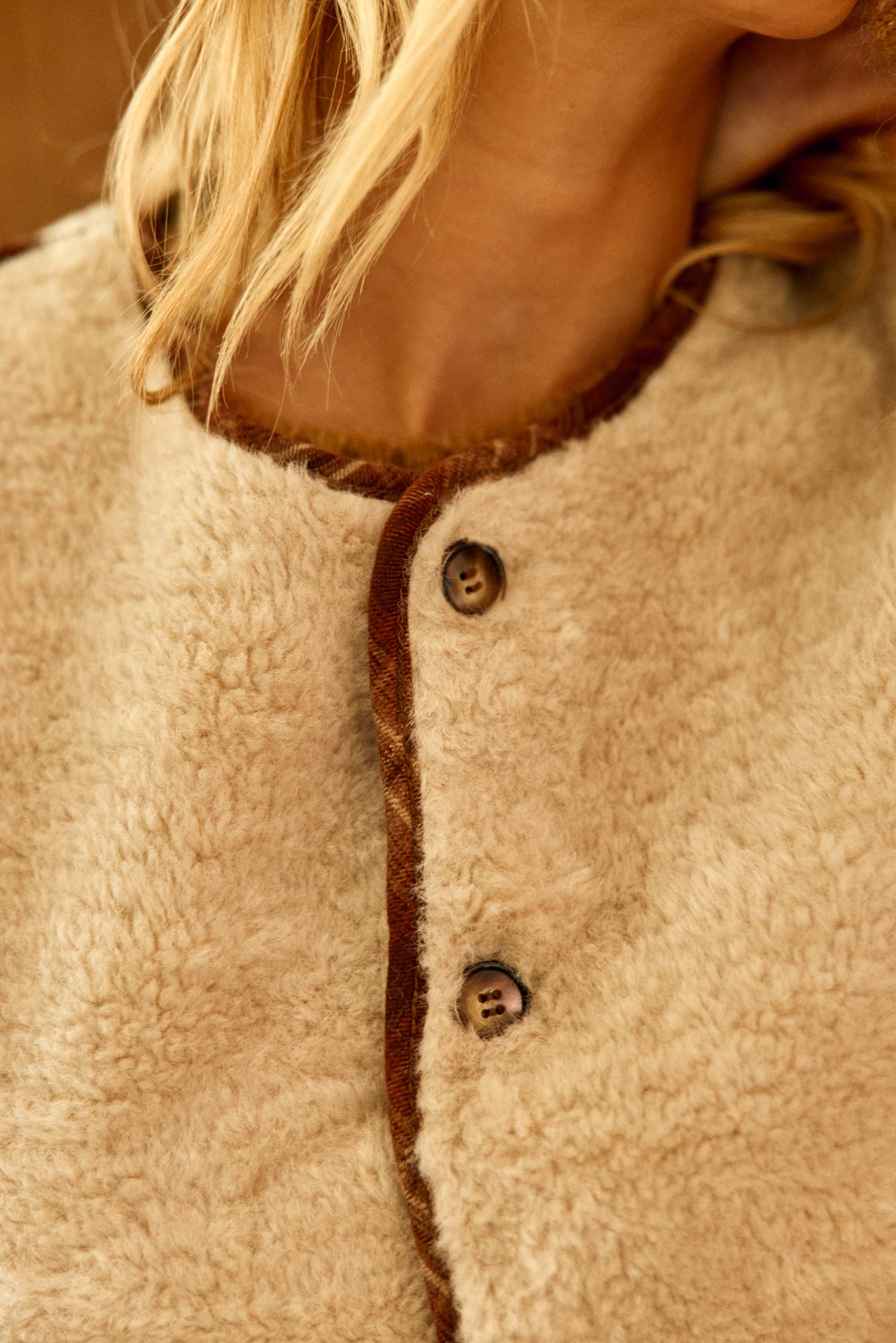 Veste sans manches à carreaux marron - Vinka